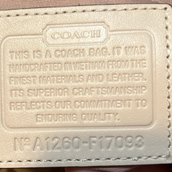 🌺🌸🌺VINTAGE COACH SHOULDER BAG GUC 🌺🌸🌺 - Picture 8 of 8